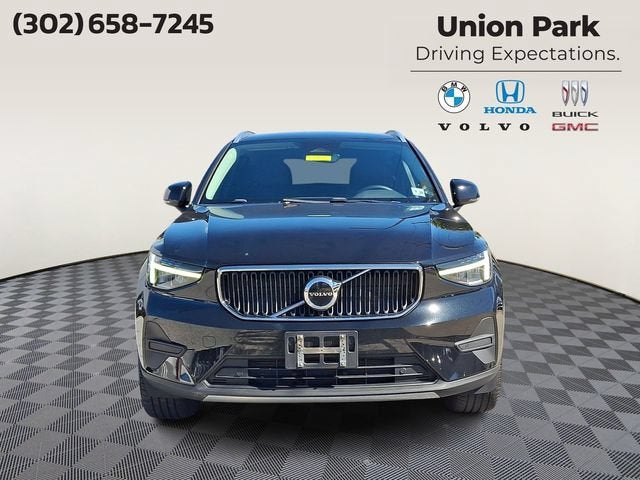 2023 Volvo XC40 B5 Core