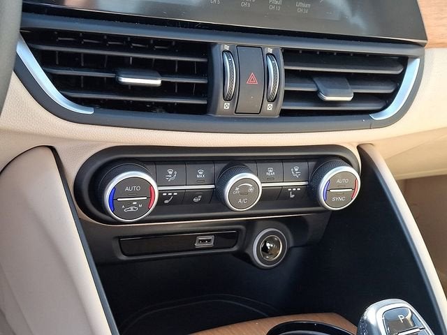 2021 Alfa Romeo Giulia Ti