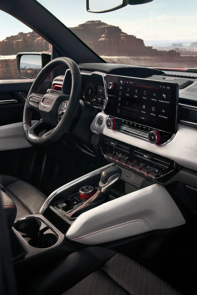 2026 GMC Canyon infotainment system at Union Park Buick GMC in Wilmington DE